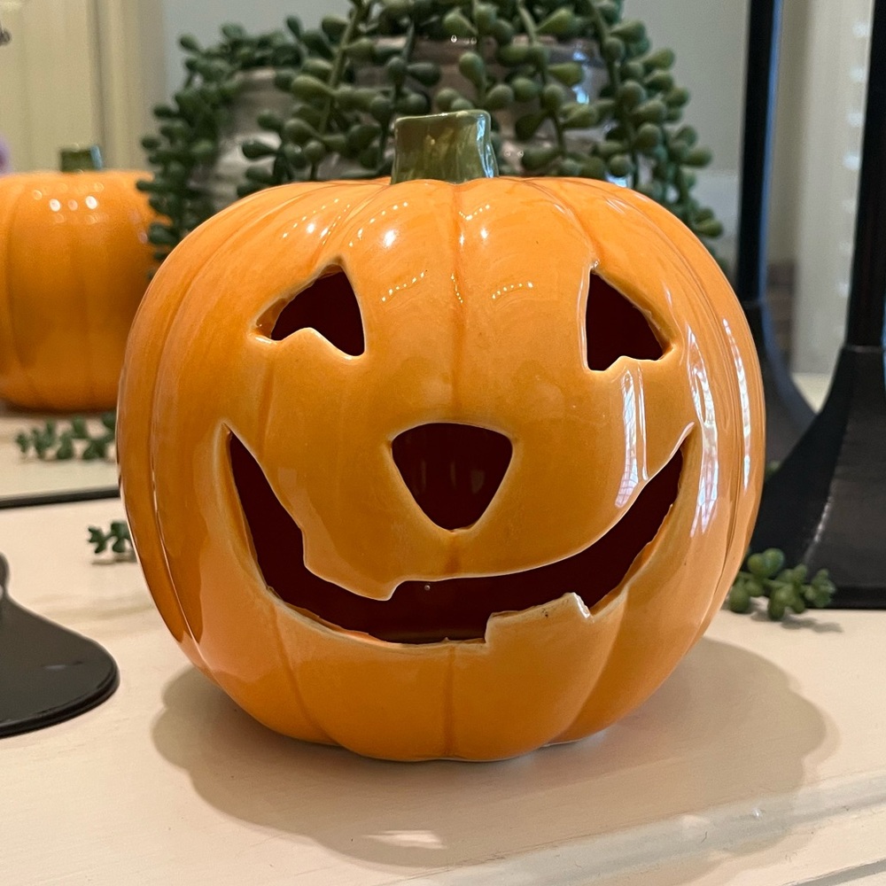 Ceramic Jack-O'-Lantern Pumpkin Decor